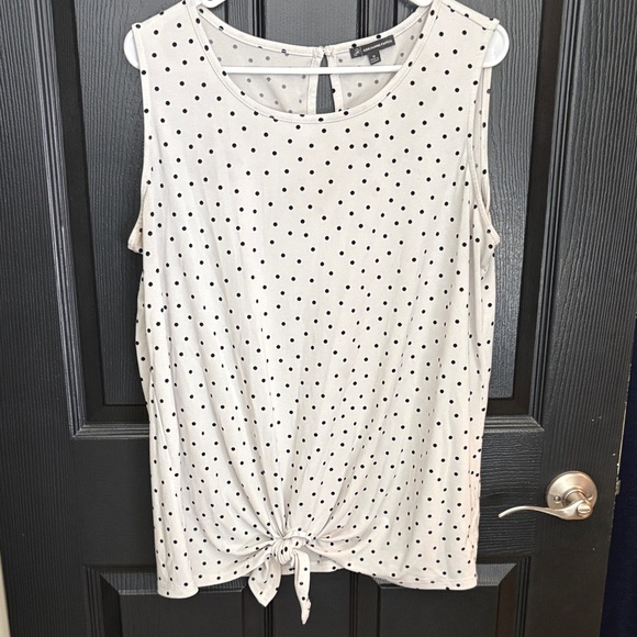 Adrianna Papell Tops - Adrianna Papell Black and White Polka Dot Tank Top